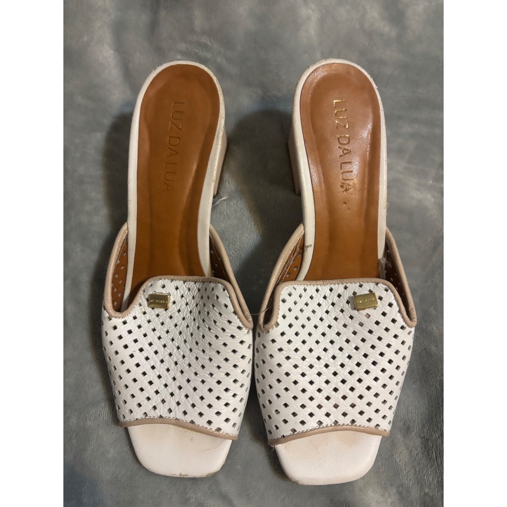 Luz Da Lua White Perforated Leather Block Heel Mules Square Toe Sandals Size 6